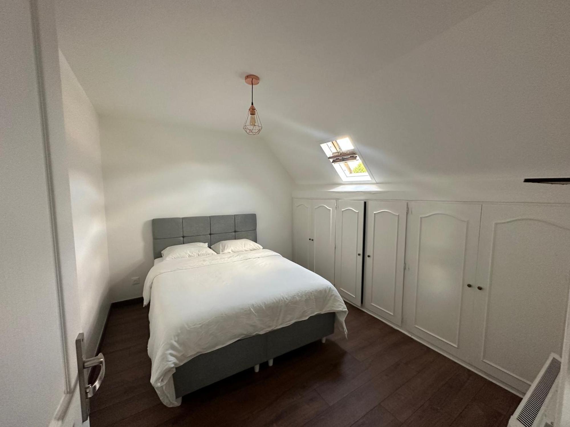 Appartement Calme Moderne Proche De Disneyland Wifi & Cafe Gratuit & Arrivee Autonome Bussy-Saint-Georges Exterior photo