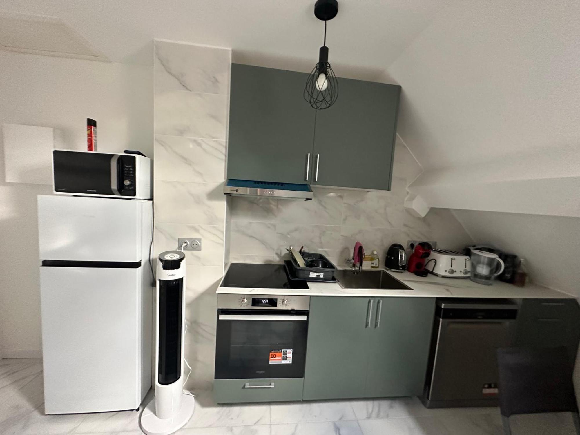 Appartement Calme Moderne Proche De Disneyland Wifi & Cafe Gratuit & Arrivee Autonome Bussy-Saint-Georges Exterior photo